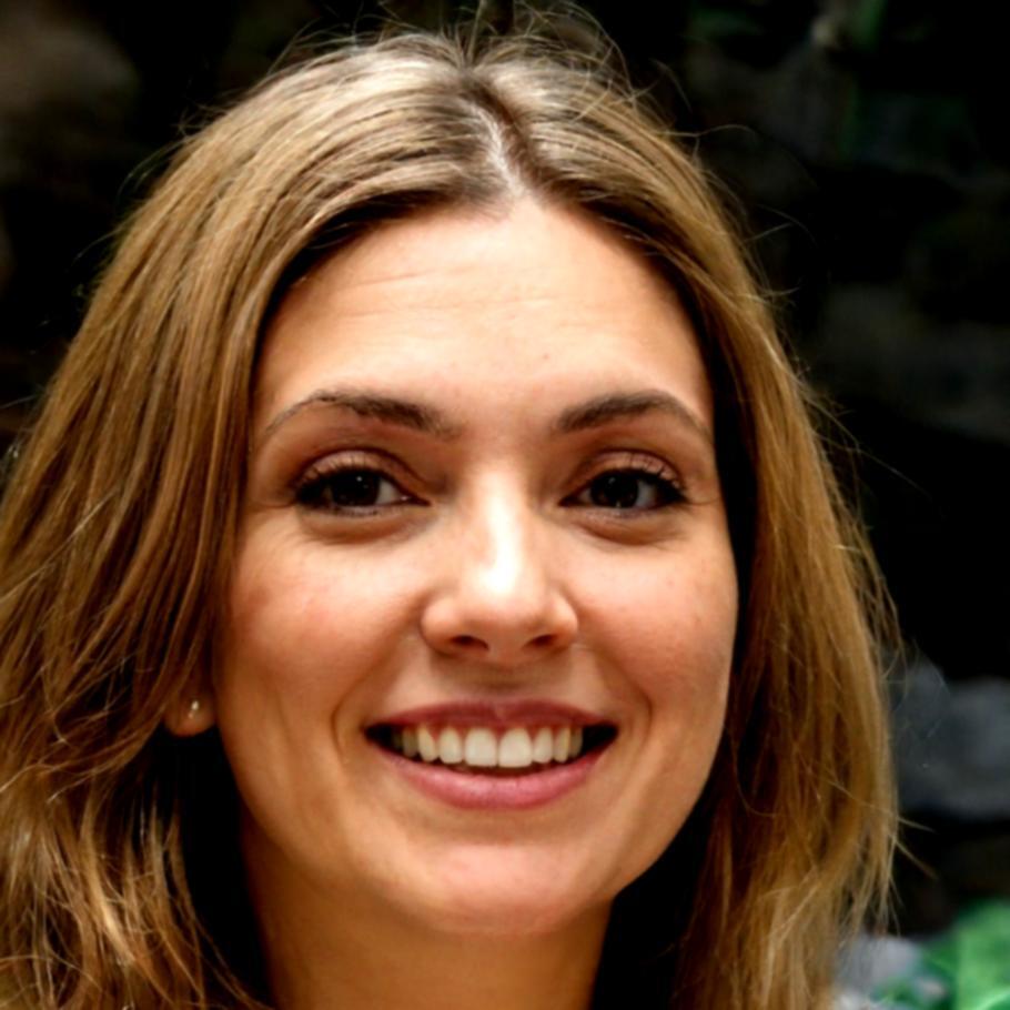 Marisol Santillán, Directora de Educación Financiera en Merolivaxena